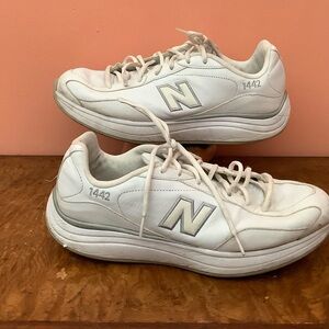 New Balance 1442  Rock & Tone Sneakers Women Size 11D White  Leather WW 1442WS